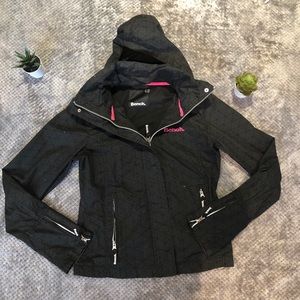 Bench light weight jacket